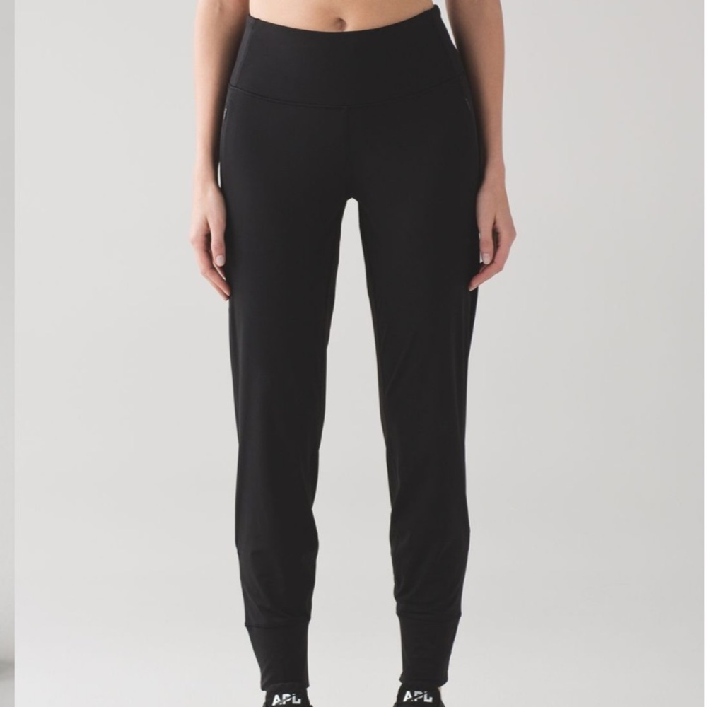 Lululemon Fresh Tracks Pants Joggers Black Reflective Size 2